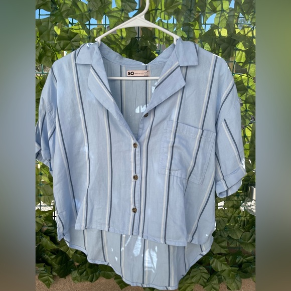 Cropped Button down - Picture 1 of 8